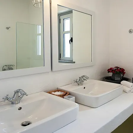 Villa White Village *
